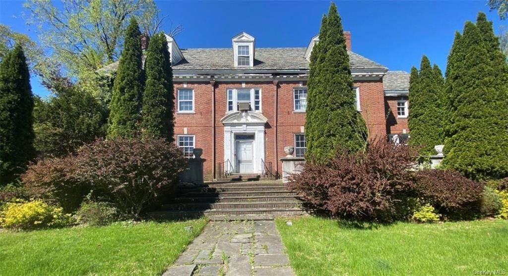 Residential for Sale at 40 Brewster Terrace New Rochelle, New York 10804 United States