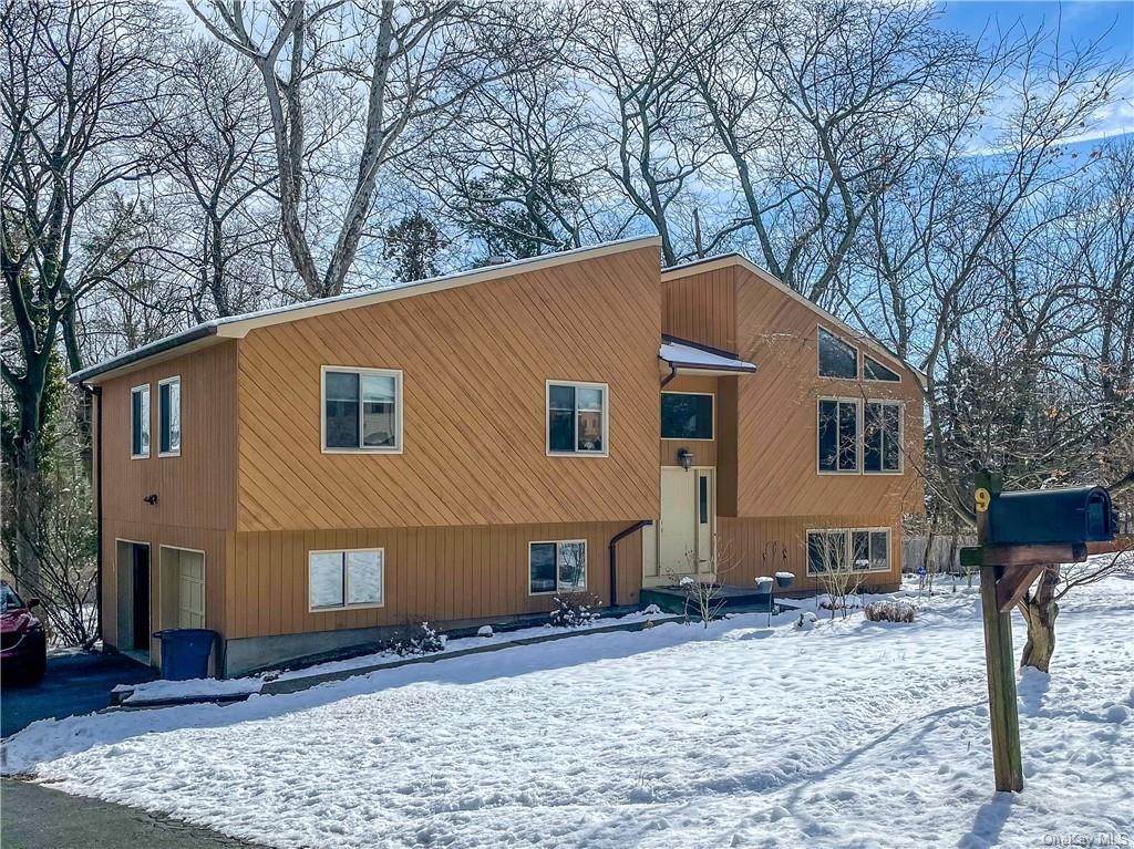 Residential for Sale at 9 Alicia Court West Nyack, New York 10994 United States