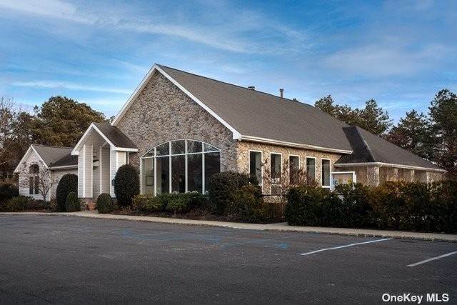 Residential Lease at 1000 Saddle Rock Road # 2009 Holbrook, New York 11741 United States