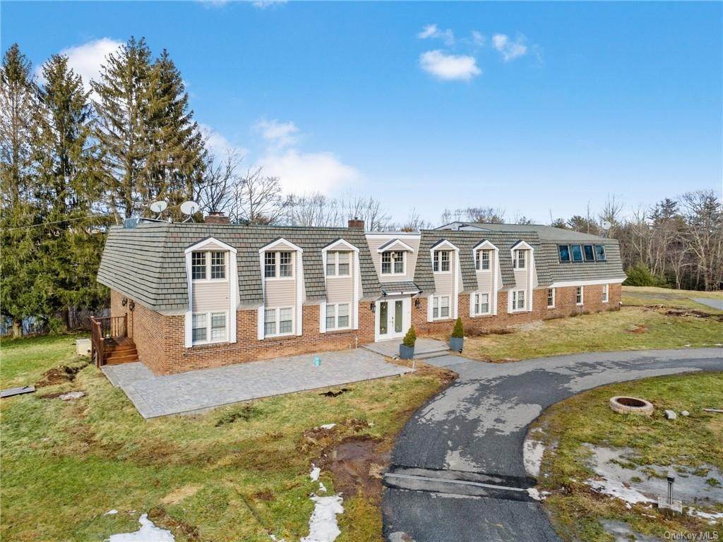 Residential Lease الساعة 43 Lucks Road Greenfield Park, New York 12435 United States