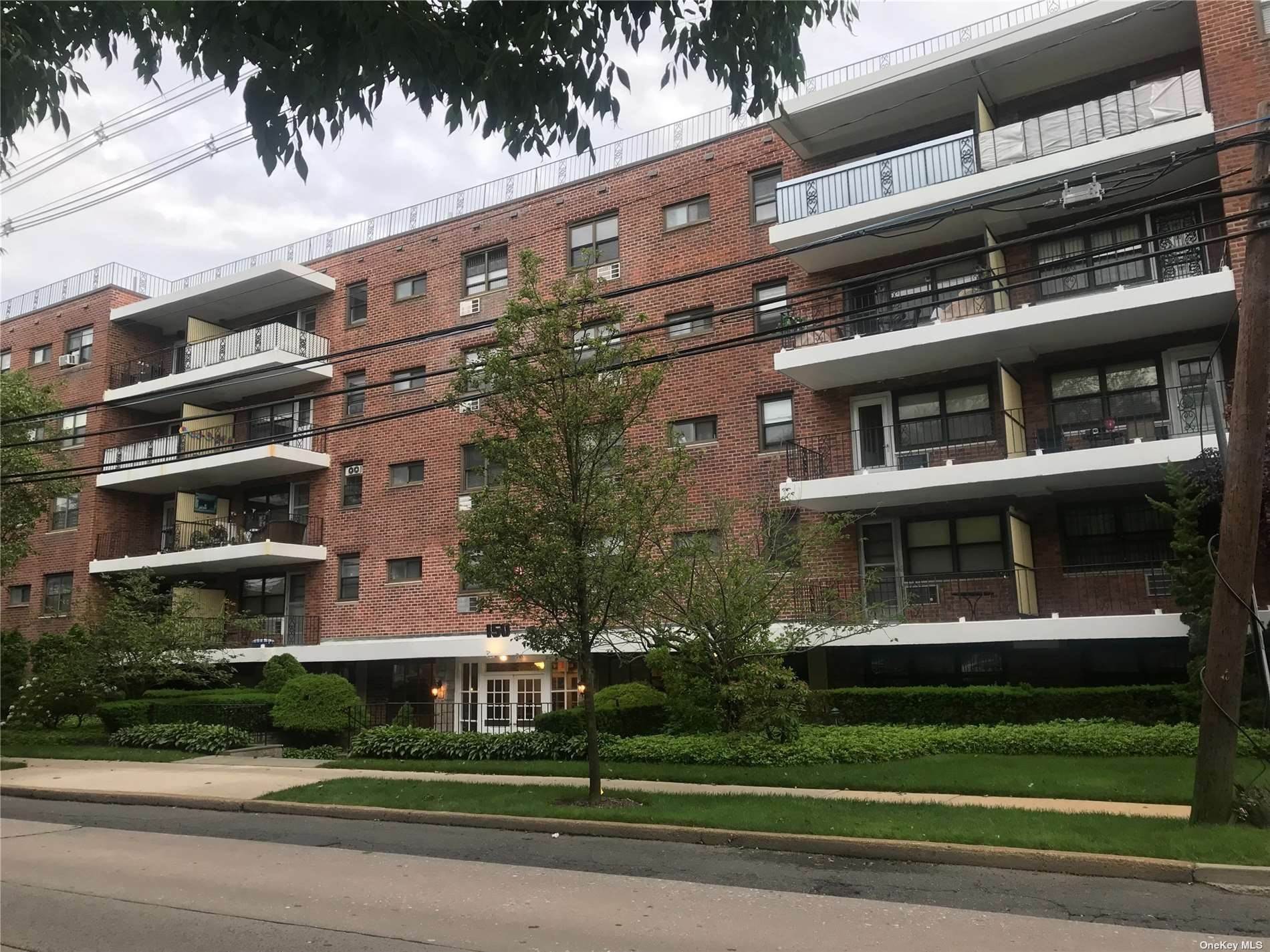 Residential Lease at 150 S Ocean Avenue # 1 H Freeport, New York 11520 United States