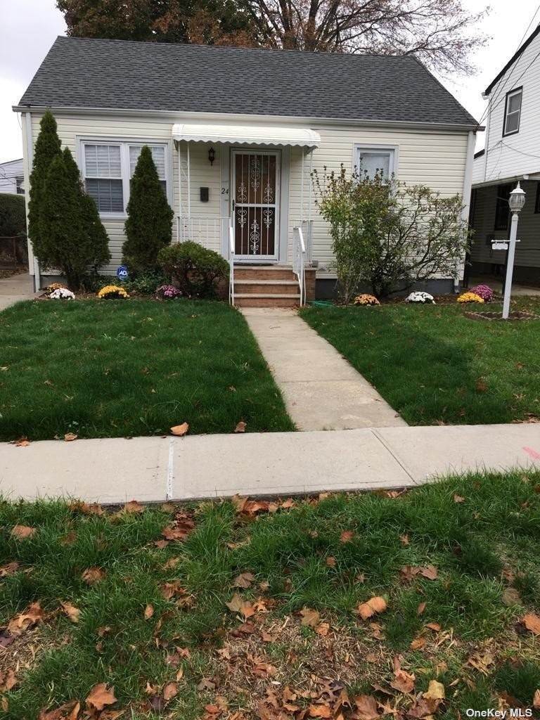 Residential Lease at 118-24 236th Street Cambria Heights, New York 11411 United States