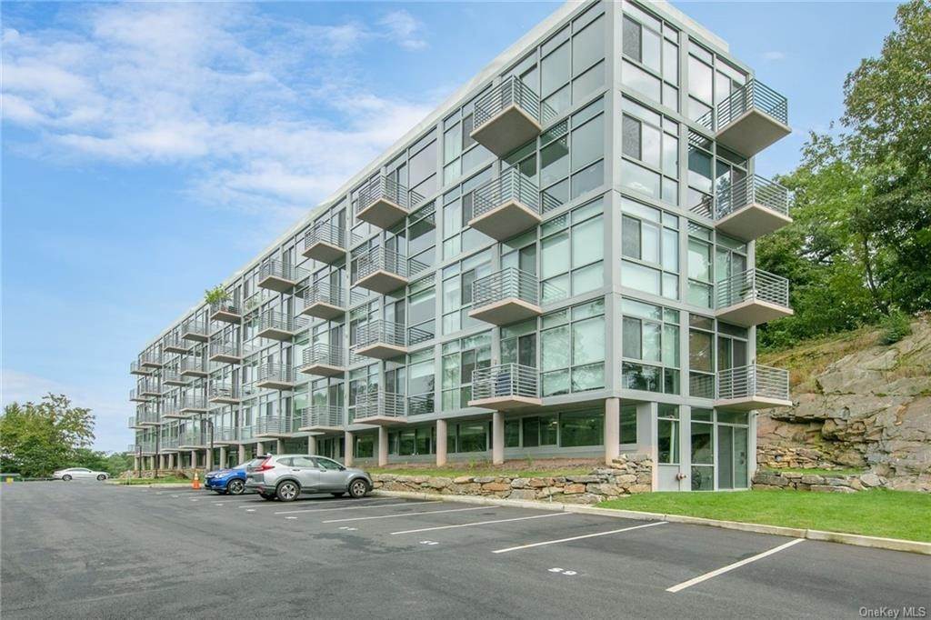 Residential Lease at 250 S Central Park Avenue # 4L Hartsdale, New York 10530 United States