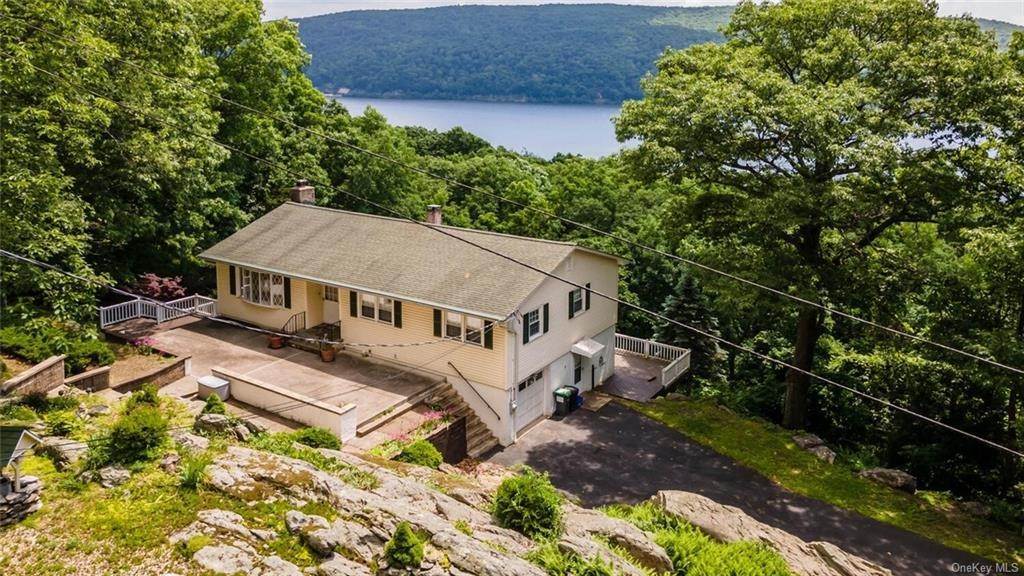 Residential for Sale at 132 Blueberry Hill Greenwood Lake, New York 10925 United States