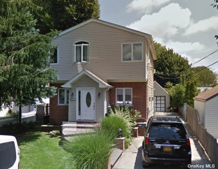 Residential Lease at 116 East Avenue Hicksville, New York 11801 United States