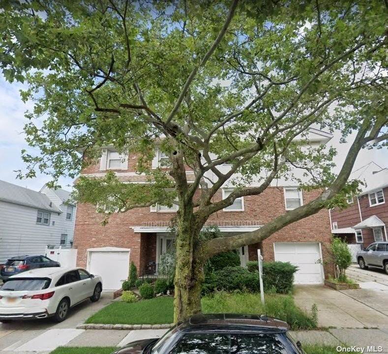 Residential Lease at 57-11 226 Street # 1st FL Bayside, New York 11364 United States