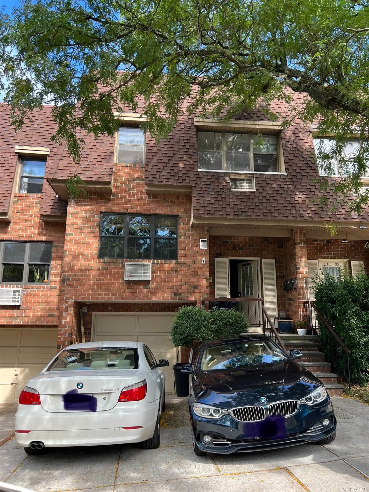 Residential Lease at 240-37 69th Avenue Douglaston, New York 11362 United States