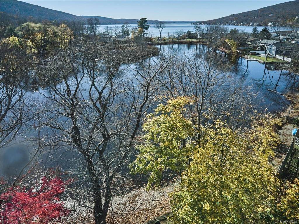 Residential for Sale at 23 Murray Road Greenwood Lake, New York 10925 United States