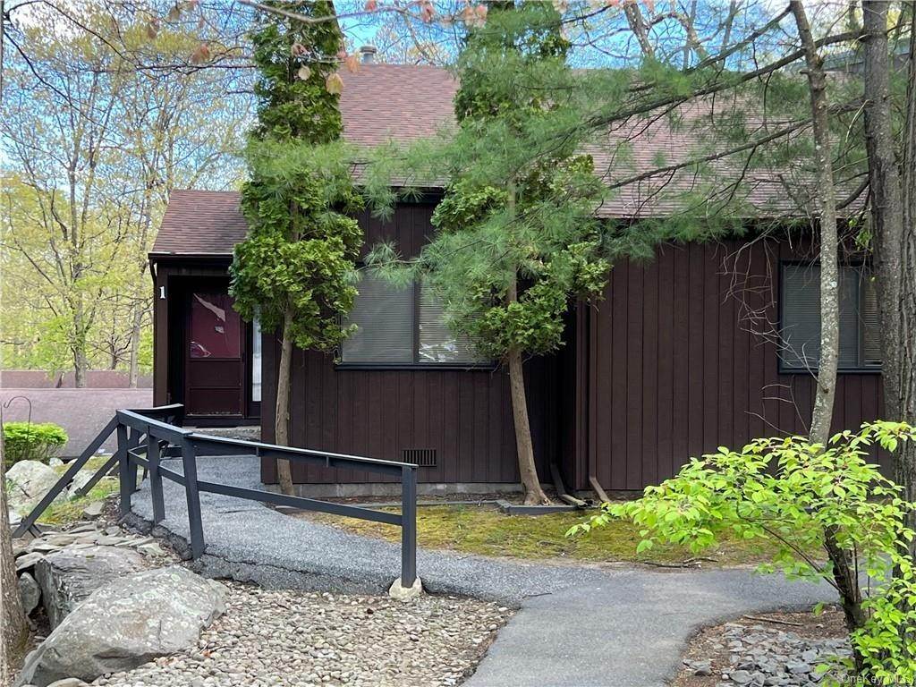 Residential for Sale at 1 Redwood Drive Highland Mills, New York 10930 United States