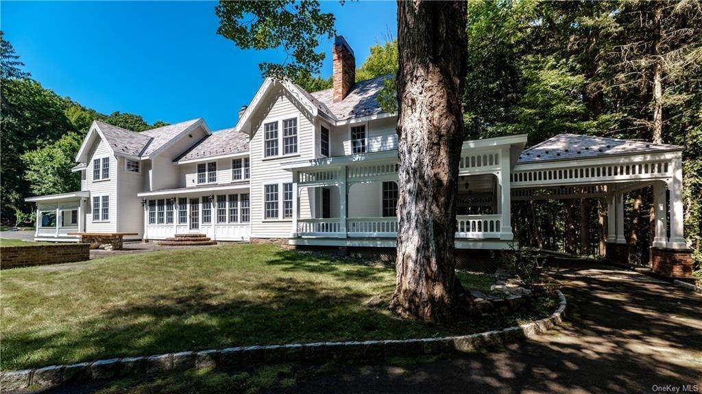 Residential for Sale at 314 Haverstraw Road Suffern, New York 10901 United States