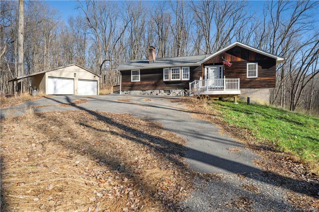 Residential for Sale at 40 Chardavoyne Road Warwick, New York 10990 United States