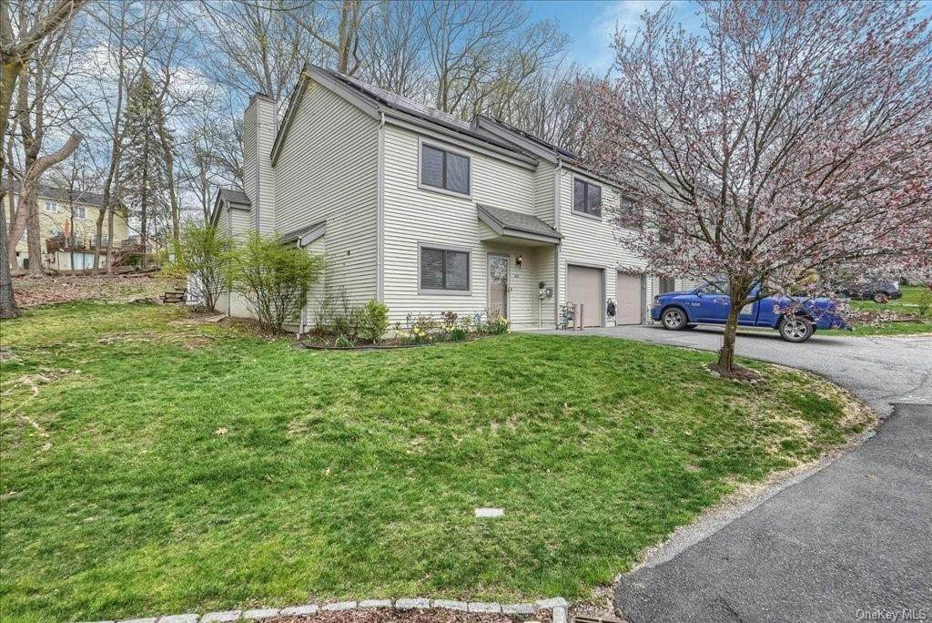 Residential Lease at 401 Hunters Run Dobbs Ferry, New York 10522 United States
