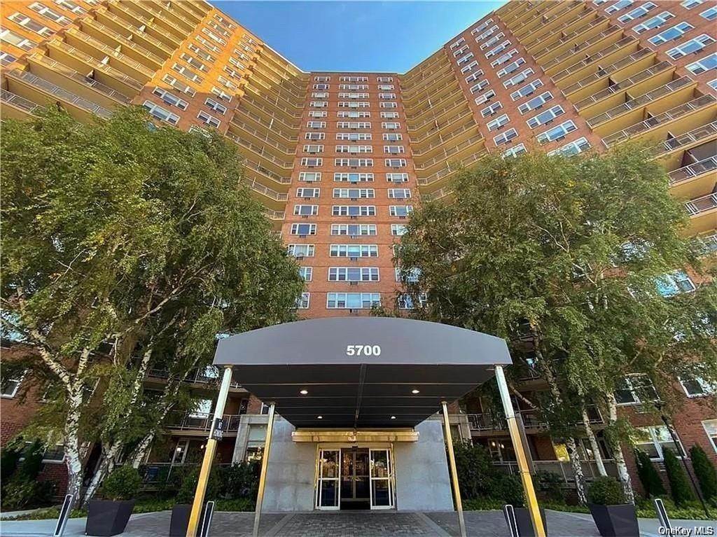 1. Residential for Sale at 5700 Arlington Avenue # 11V Bronx, New York 10471 United States