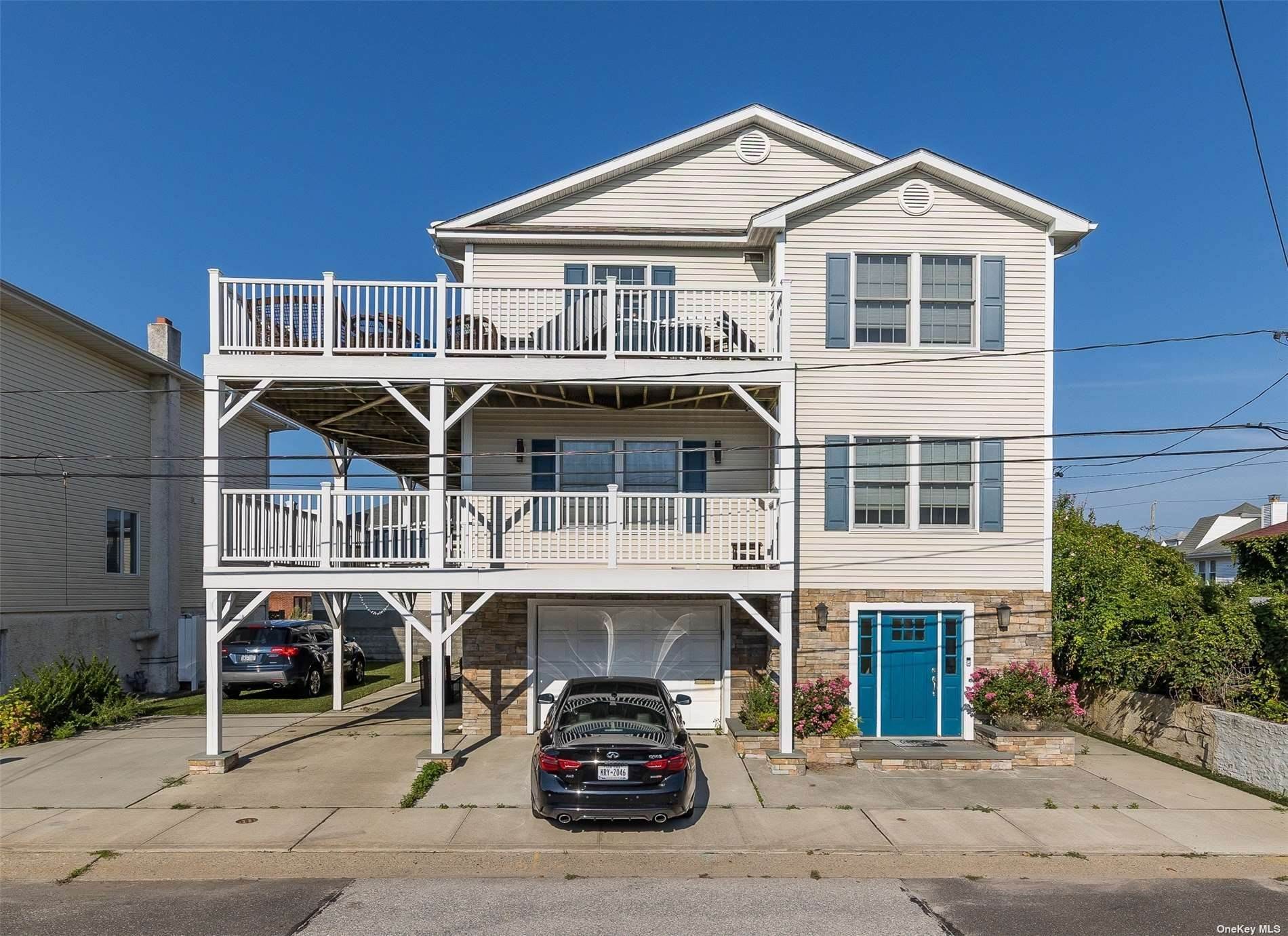 Residential Lease at 17 Oswego # House East Atlantic Beach, New York 11561 United States