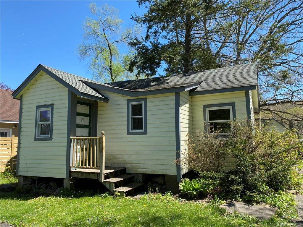 Residential for Sale at 16 Linden Avenue Greenwood Lake, New York 10925 United States