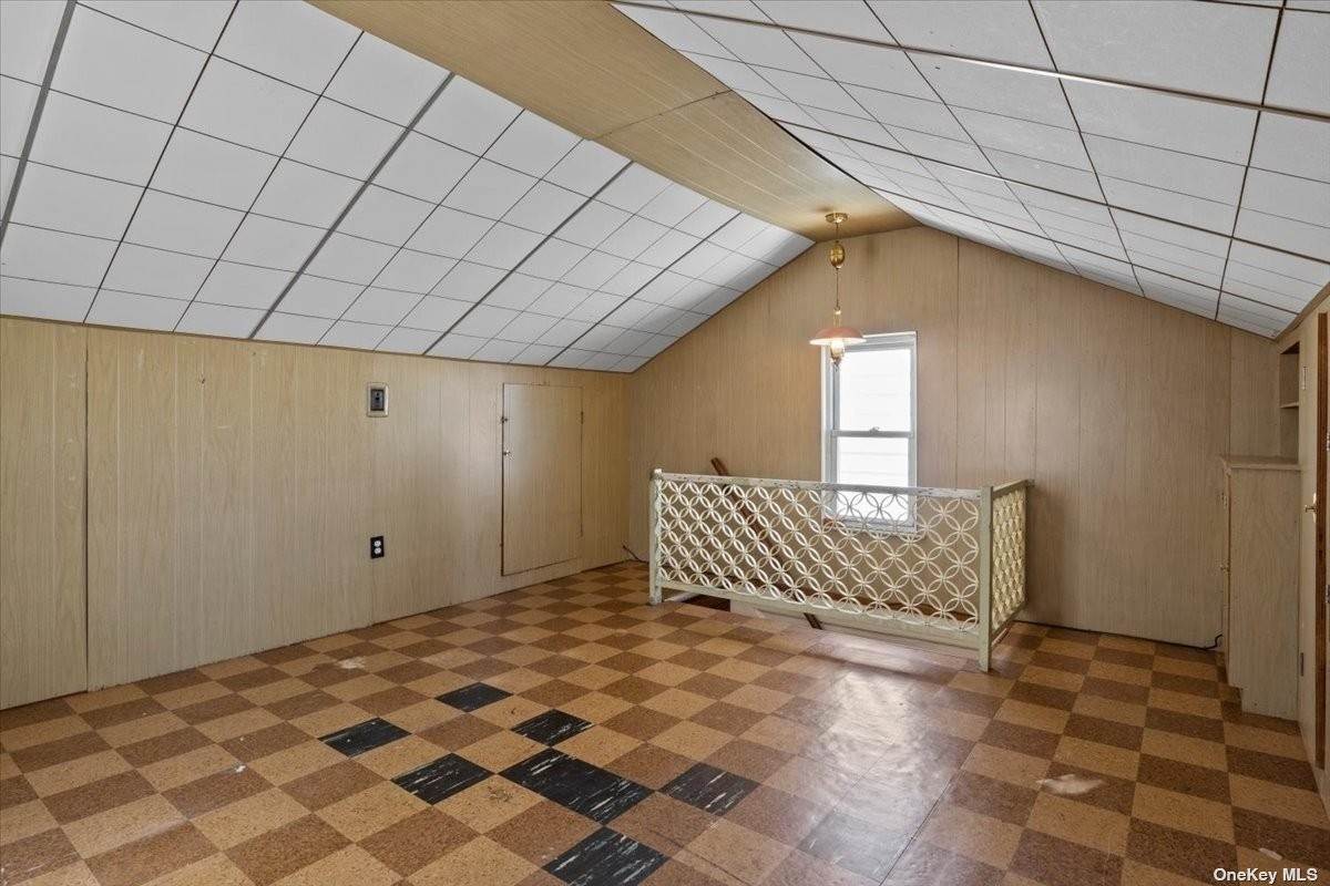 12. Residential for Sale at 158-20 S 91st Street Howard Beach, New York 11414 United States