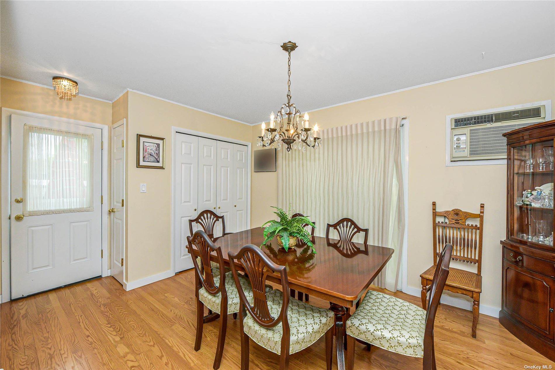 13. Residential for Sale at 809 Belmore Avenue Islip Terrace, New York 11752 United States