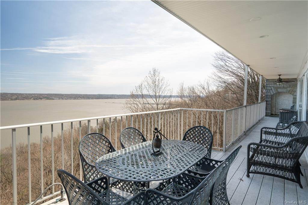 13. Residential for Sale at 29 Tweed Boulevard Nyack, New York 10960 United States