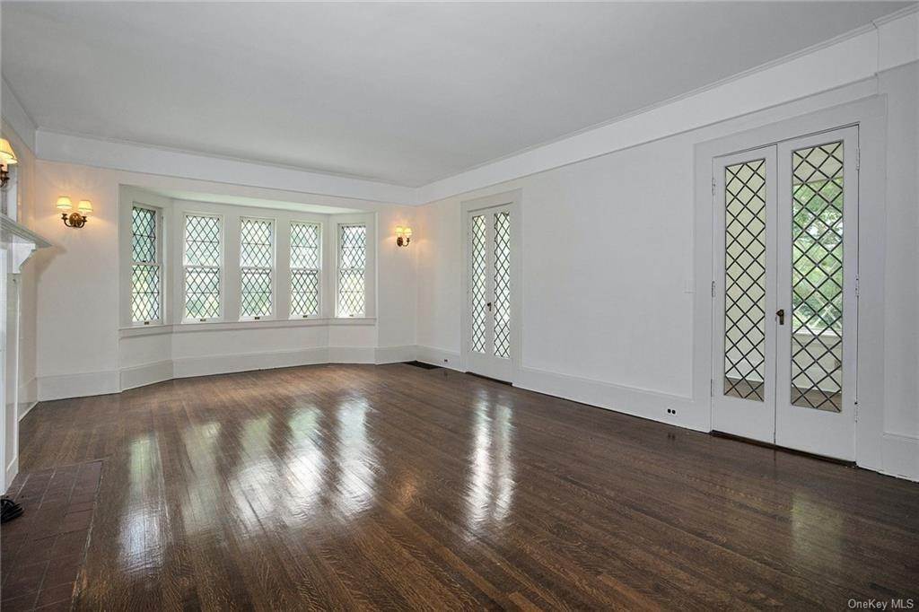 13. Residential for Sale at 12 Park Avenue Bronxville, New York 10708 United States