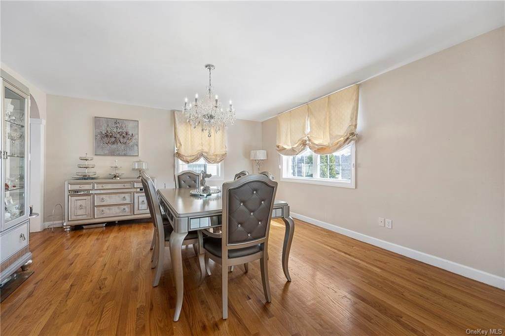 14. Residential for Sale at 125 Parkview Avenue Bronxville, New York 10708 United States