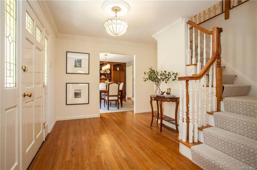14. Residential for Sale at 62 Valley Lane Chappaqua, New York 10514 United States