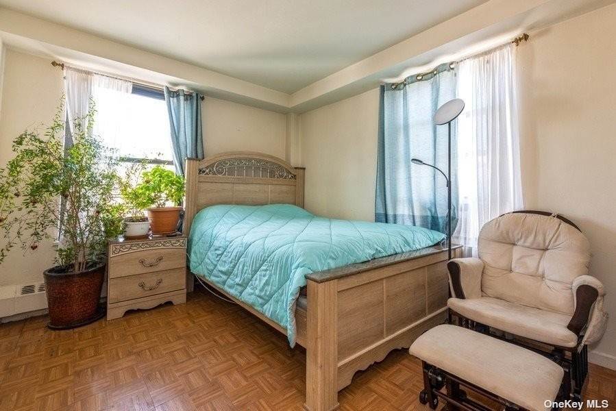 17. Residential for Sale at 61-15 98th Street # 11E Rego Park, New York 11374 United States