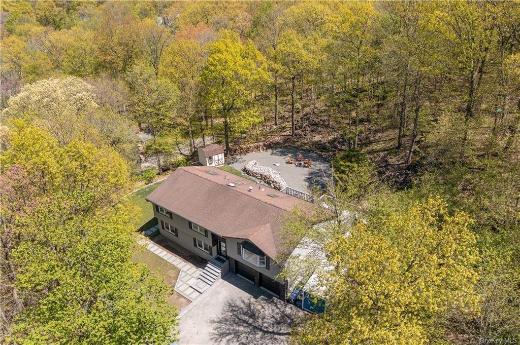 2. Residential for Sale at 451 Storms Road Valley Cottage, New York 10989 United States