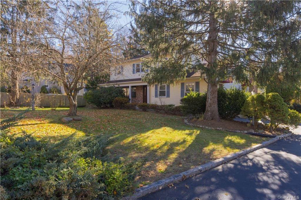 2. Residential for Sale at 435 Oak Tree Road Palisades, New York 10964 United States