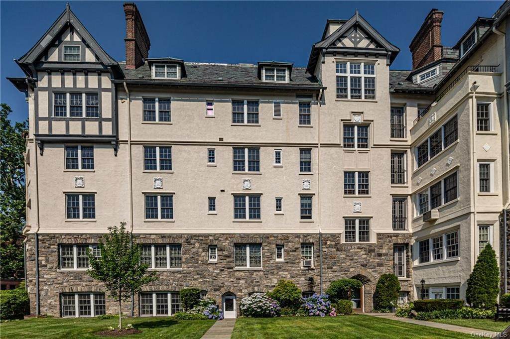 2. Residential for Sale at 1 Eastbourne # 1G Bronxville, New York 10708 United States