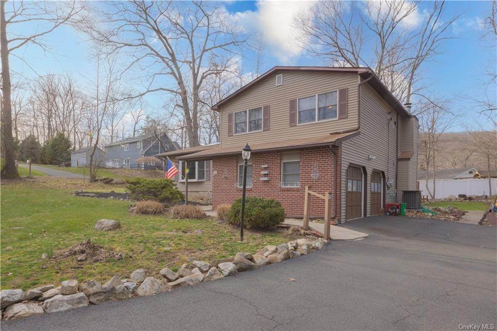 2. Residential for Sale at 12 Spring Drive Tomkins Cove, New York 10986 United States