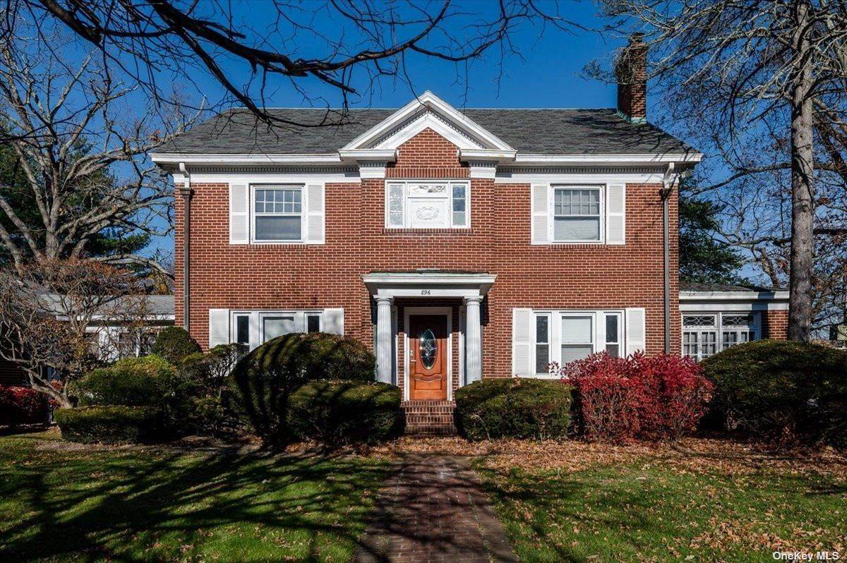 20. Residential for Sale at 896 Central Avenue Woodmere, New York 11598 United States