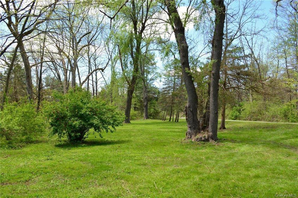 3. Residential for Sale at 14 Old Lucas Turnpike Accord, New York 12404 United States