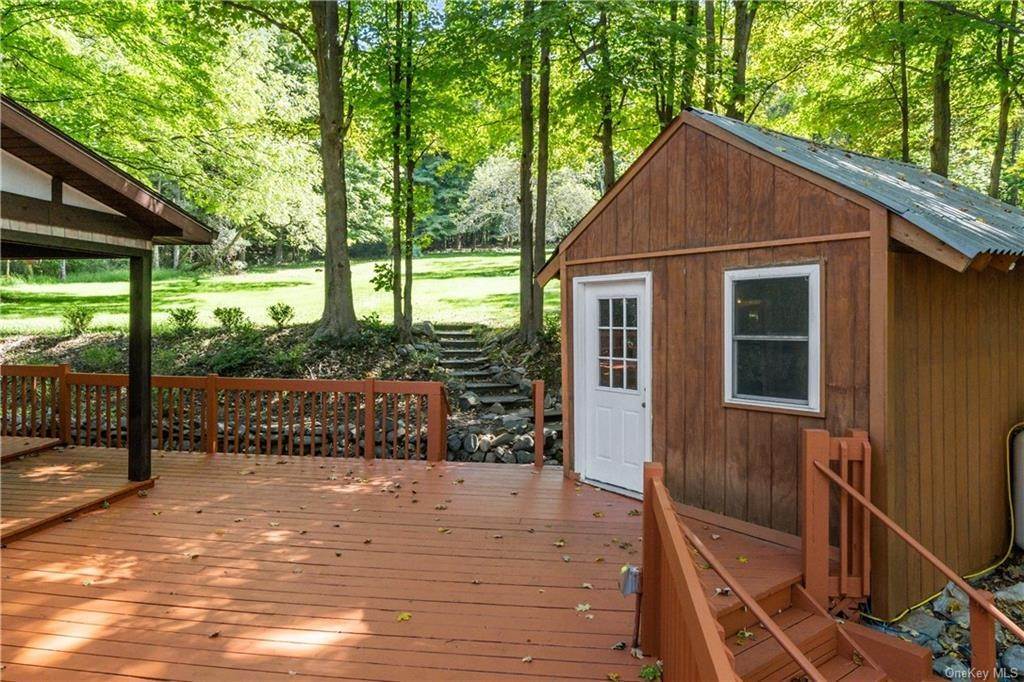 30. Residential for Sale at 188 Bellvale Lakes Road Warwick, New York 10990 United States