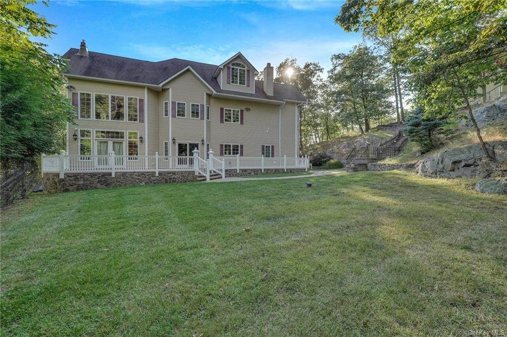 32. Residential for Sale at 26 Soluri Lane Tomkins Cove, New York 10986 United States