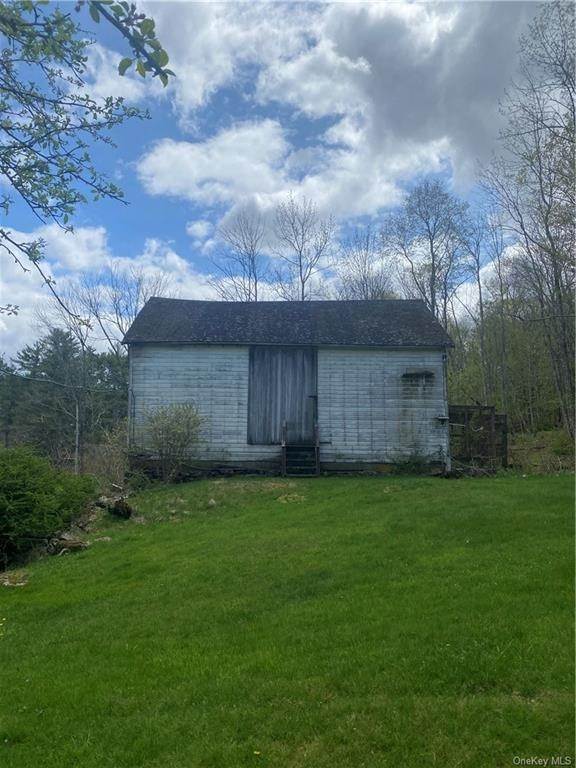 5. Residential for Sale at 453 Downs Road Monticello, New York 12701 United States
