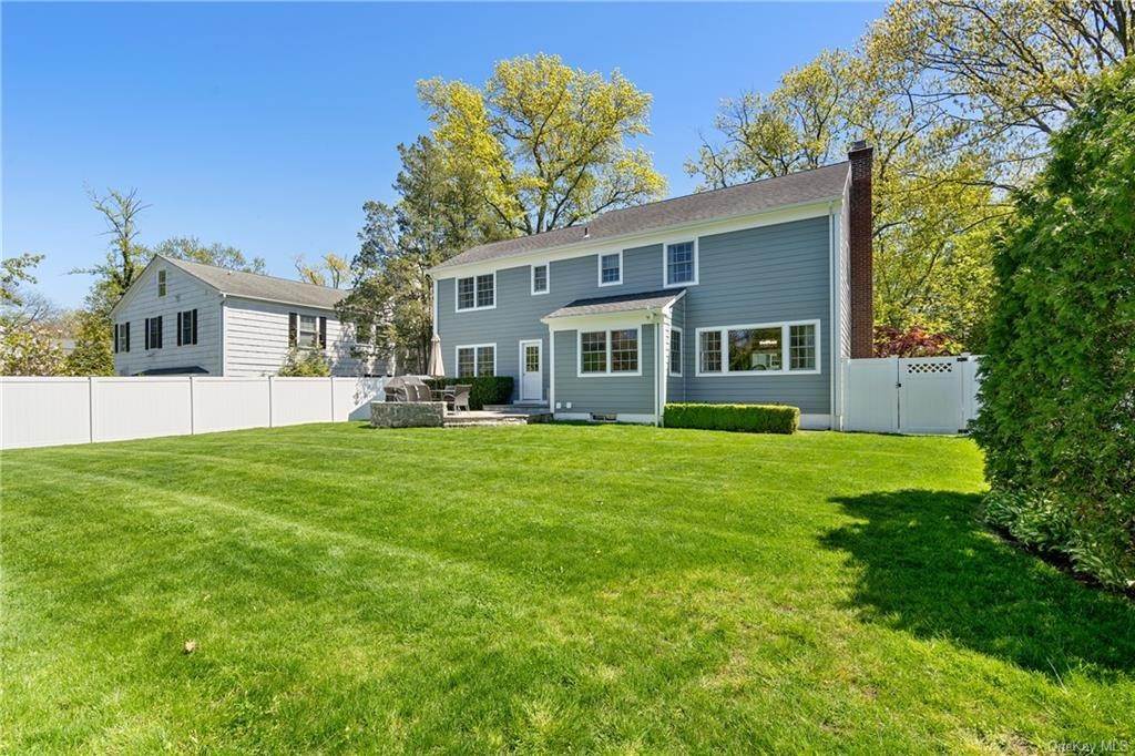 6. Residential for Sale at 28 Crossway Scarsdale, New York 10583 United States
