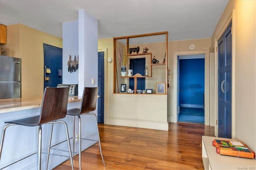 7. Residential for Sale at 3671 Hudson Manor Terrace # 14J Bronx, New York 10463 United States