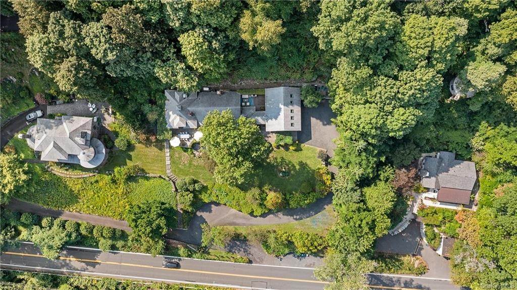7. Residential for Sale at 924 S Route 9W Nyack, New York 10960 United States