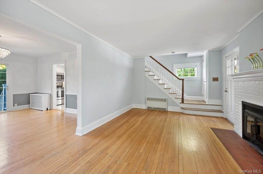 8. Residential for Sale at 171 Nelson Road Scarsdale, New York 10583 United States