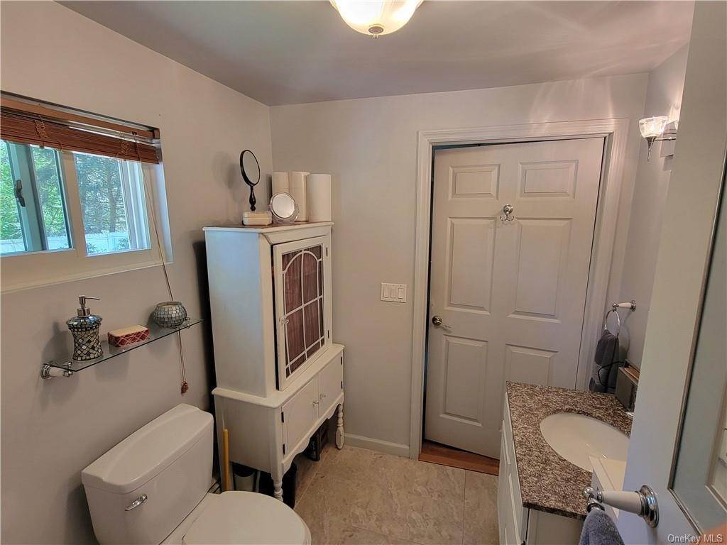 9. Residential for Sale at 36 Haviland Road Poughkeepsie, New York 12601 United States