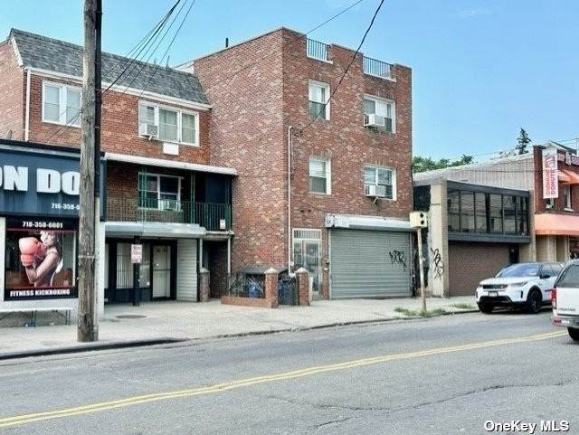 Commercial at 18-44 College Point Boulevard # 1 College Point, New York 11356 United States