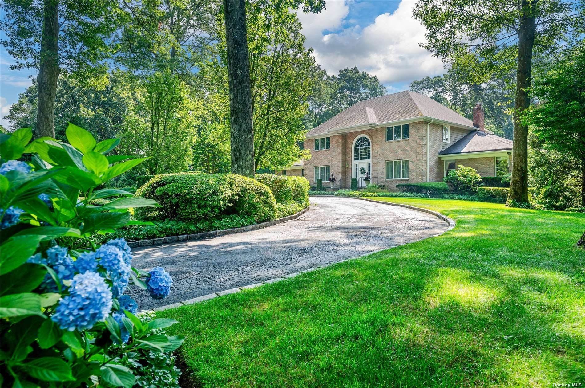 Single Family Homes 为 销售 在 75 Belvedere Drive 塞奥瑟, 纽约 11791 美国