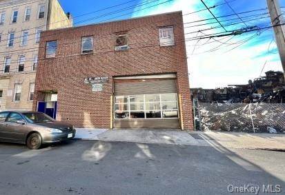 Commercial for Sale at 9 N Bond Street Mount Vernon, New York 10550 United States