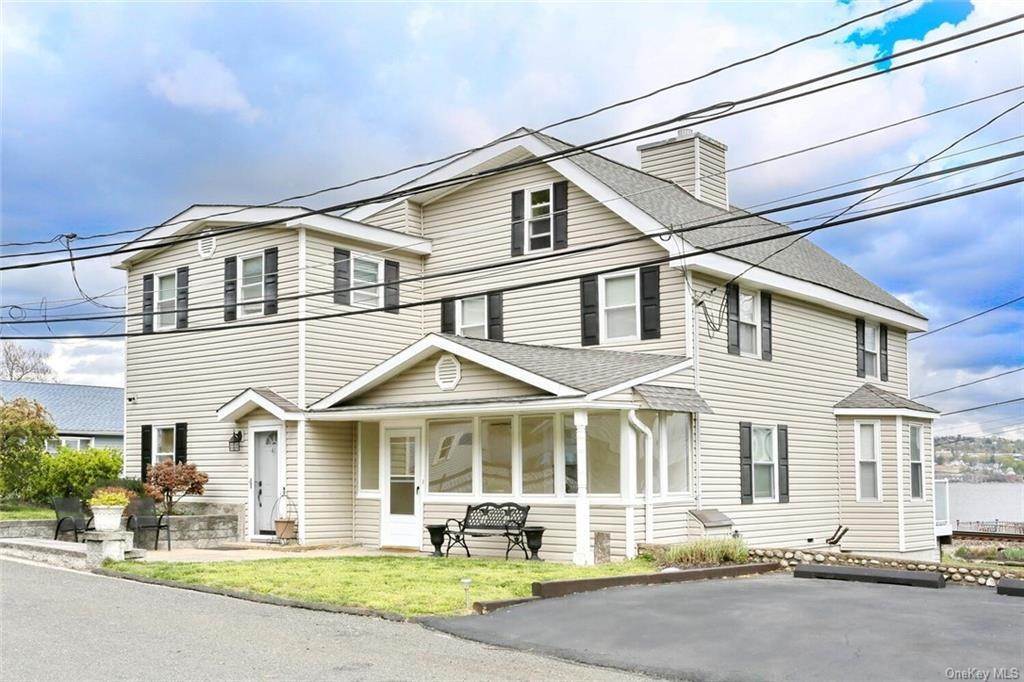 Single Family Homes at 41 Old Route 9w Tomkins Cove, New York 10986 United States