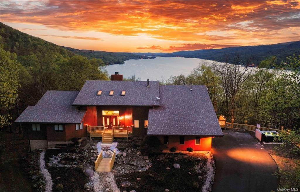 Single Family Homes for Sale at 120 Edgemere Avenue Greenwood Lake, New York 10925 United States