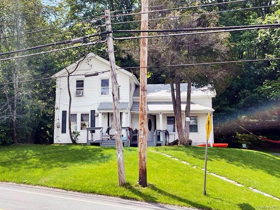 Single Family Homes 为 销售 在 755 Loch Sheldrake Hurleyville Road Fallsburg, 纽约 12733 美国