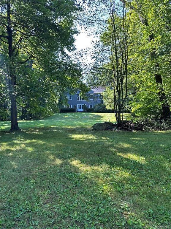 Single Family Homes for Sale at 1121 Estates Drive Ossining, New York 10562 United States