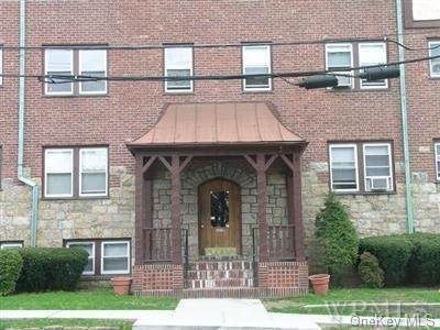 Single Family Homes en 10 Oakridge Place # 1d Eastchester, Nueva York 10709 Estados Unidos