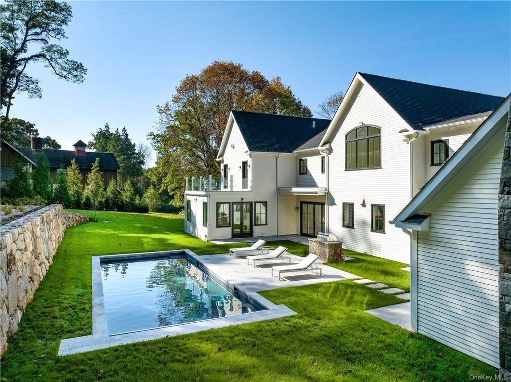 Single Family Homes for Sale at 460 Middlesex Road Darien, Connecticut 06820 United States