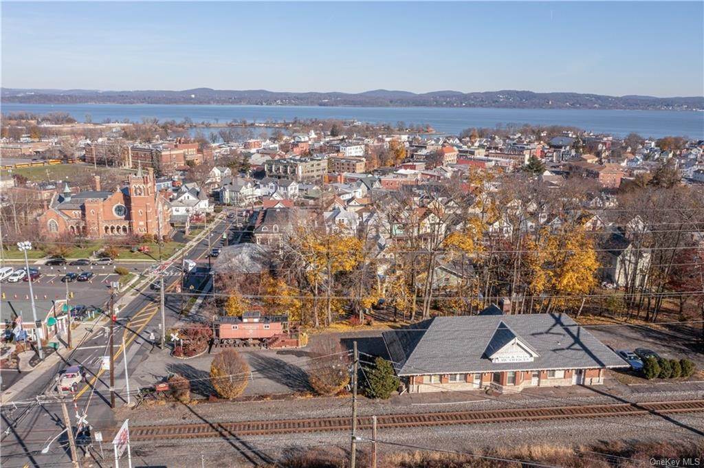 4. Commercial at 1 Railroad Square Haverstraw, New York 10927 United States